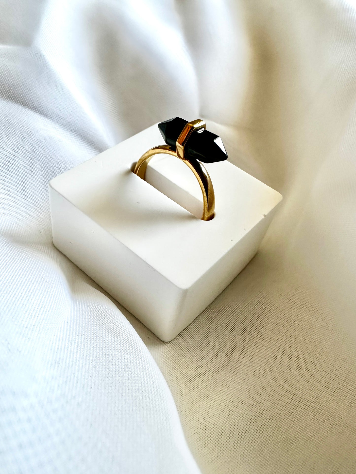 14K Gold Filled Natural Onyx Gemstone Pointed Wand Ring