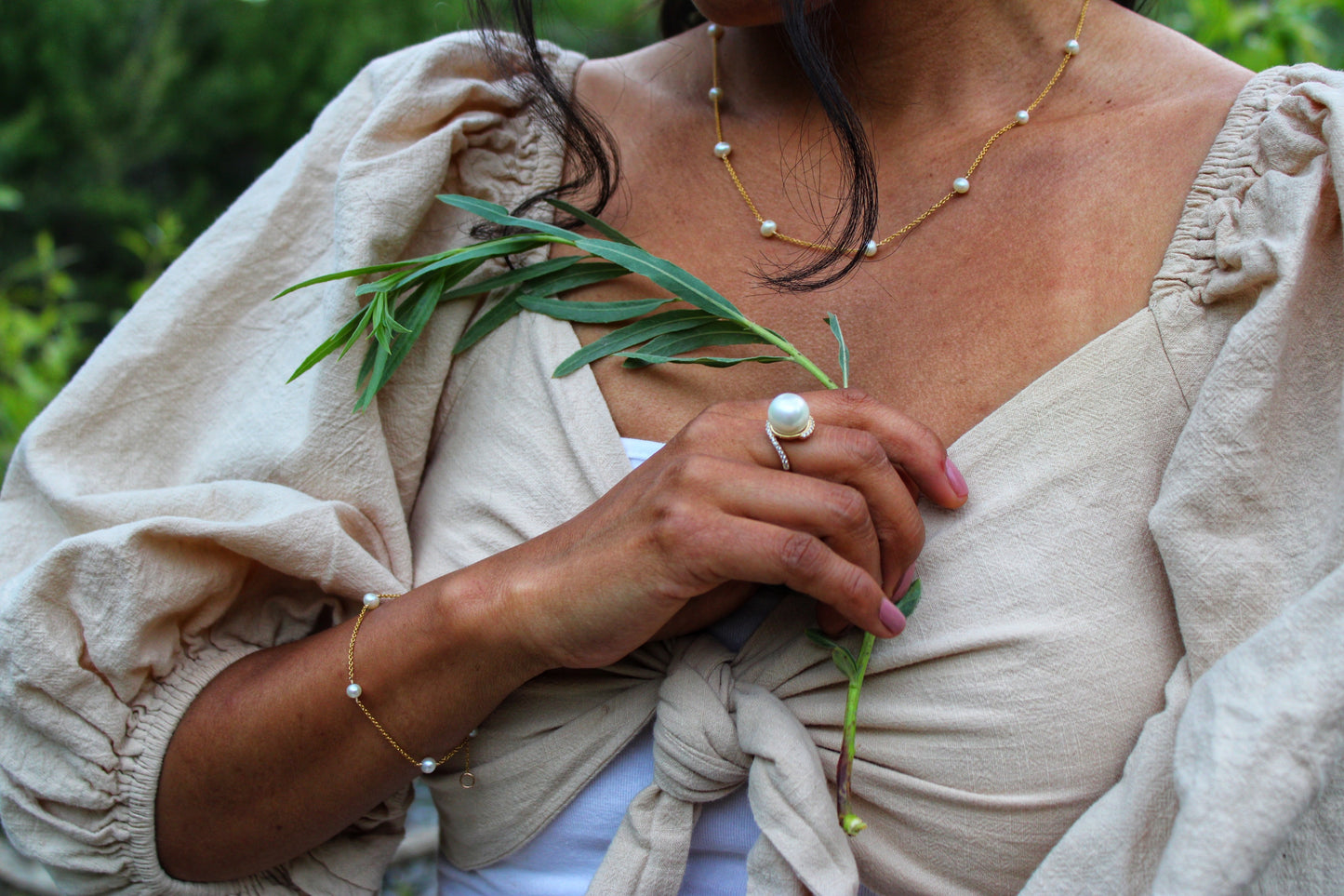 Freshwater Dot Necklace