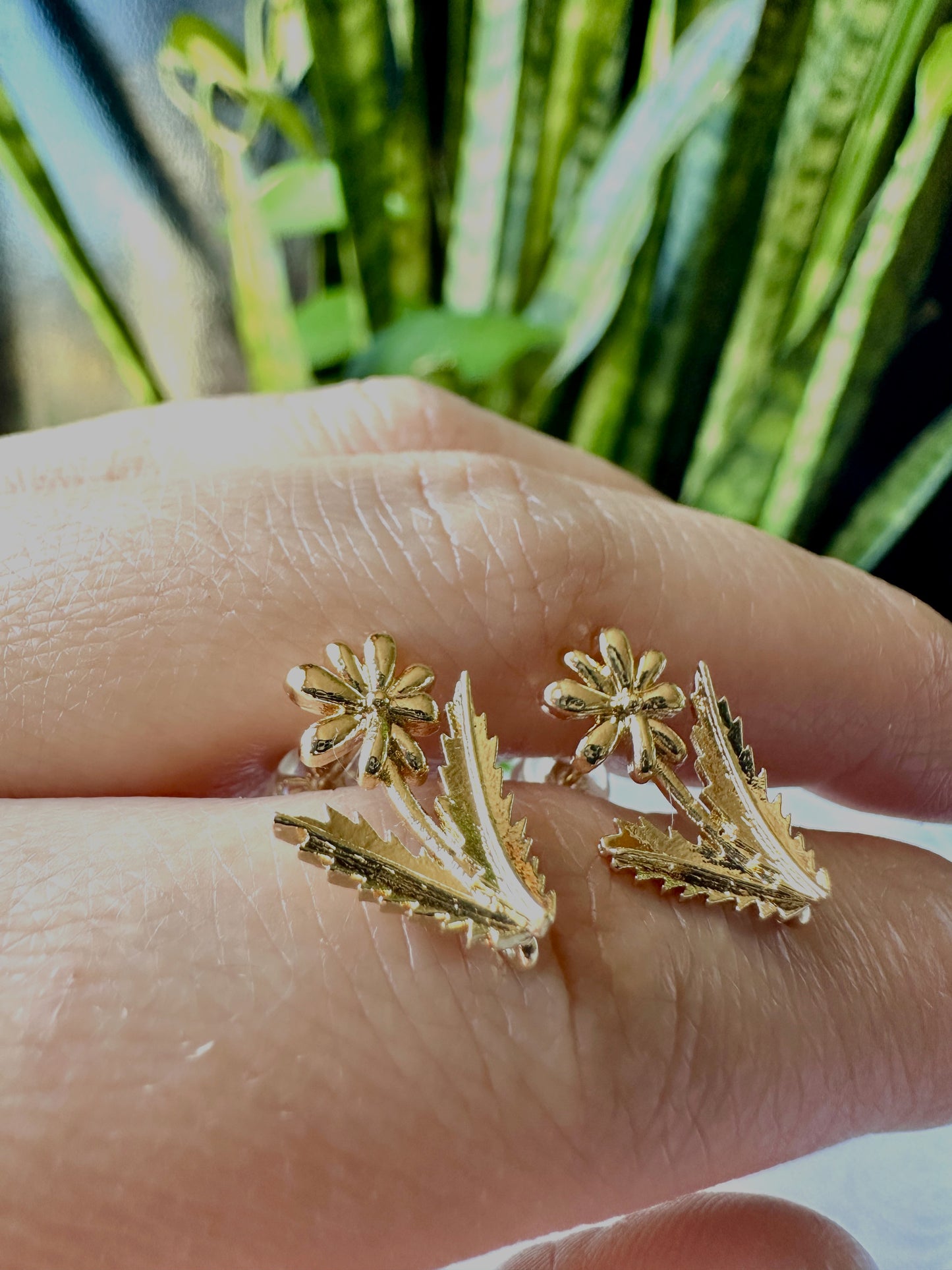 Flower Stud Earrings 14k Gold Filled