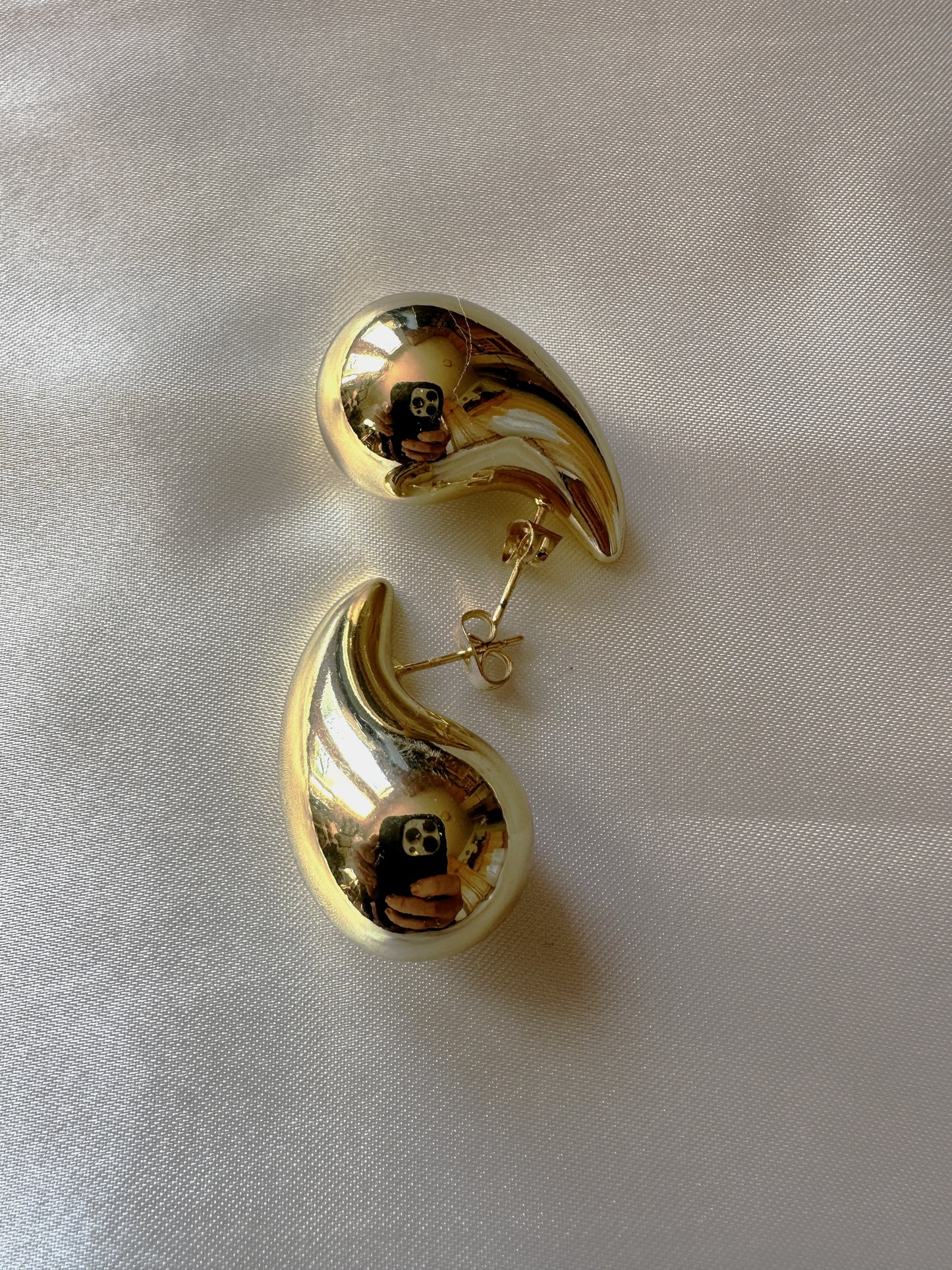 Chunky Modern Teardrop Stud Earrings 14K Gold Filled 30mm